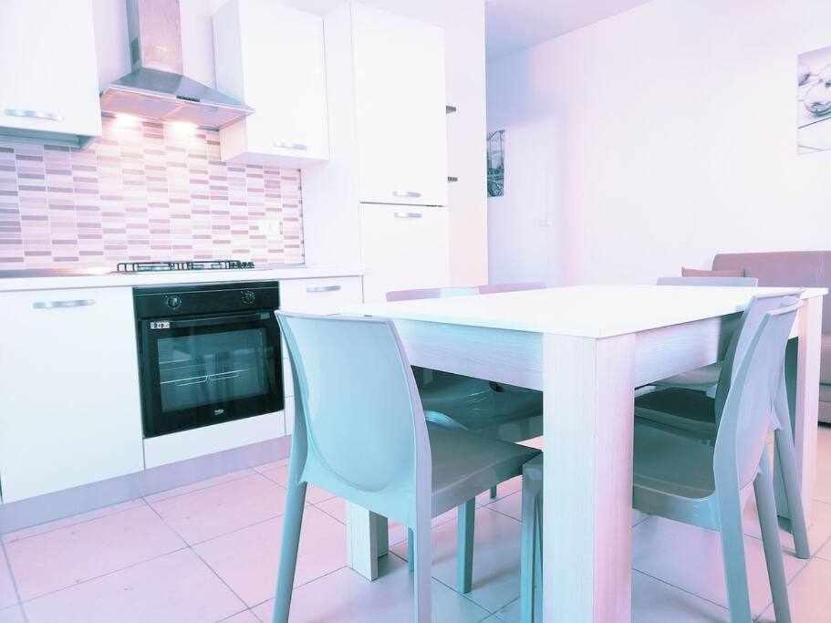 Ferienwohnung App Girasole 1A 300 Metri Dal Mare In Salento Torre San Giovanni Exterior foto