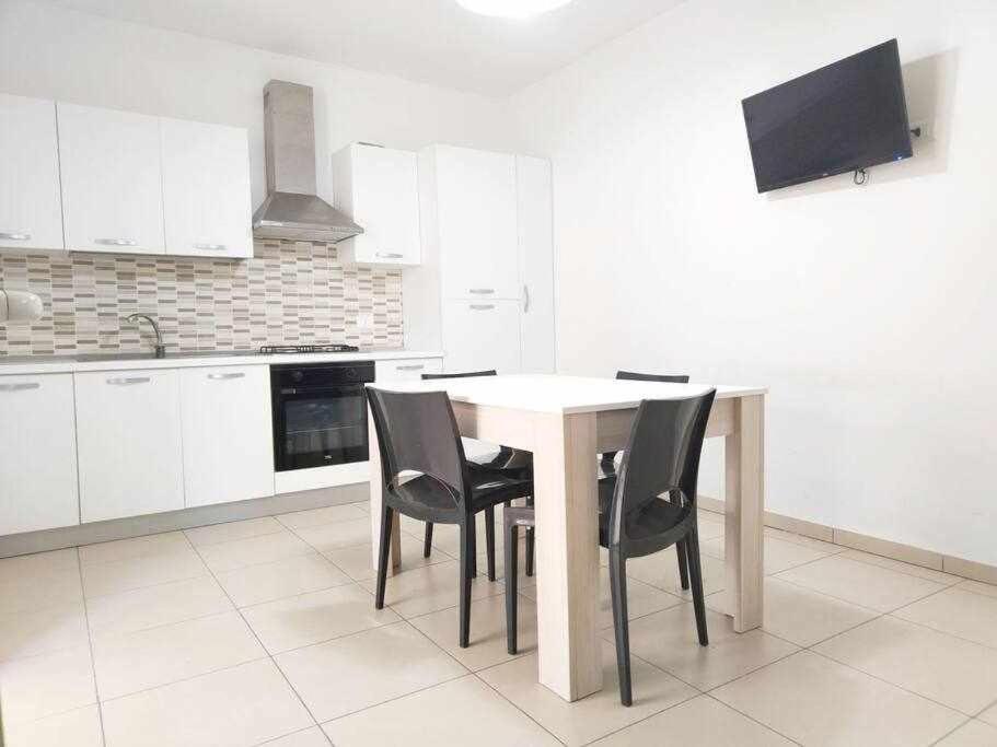 Ferienwohnung App Girasole 1A 300 Metri Dal Mare In Salento Torre San Giovanni Exterior foto