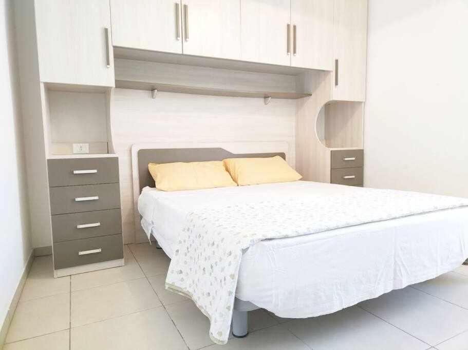 Ferienwohnung App Girasole 1A 300 Metri Dal Mare In Salento Torre San Giovanni Exterior foto