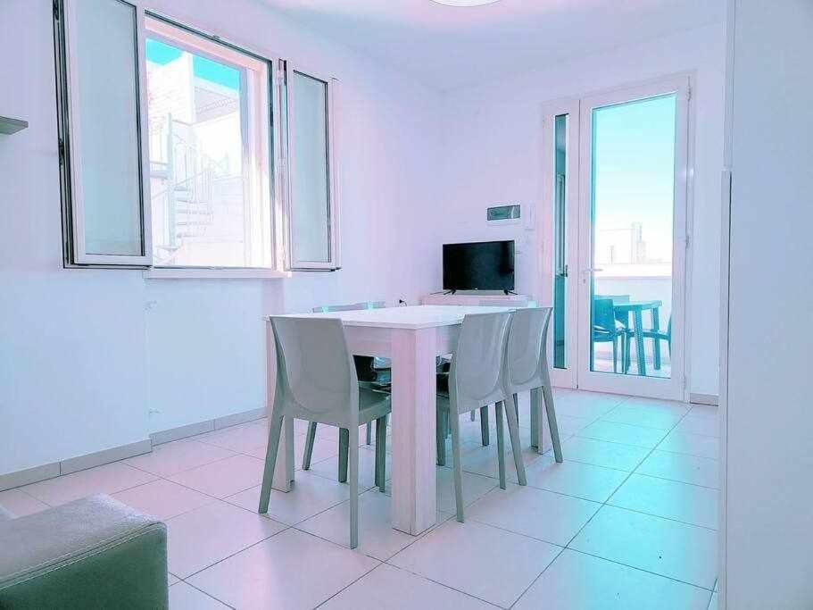 Ferienwohnung App Girasole 1A 300 Metri Dal Mare In Salento Torre San Giovanni Exterior foto