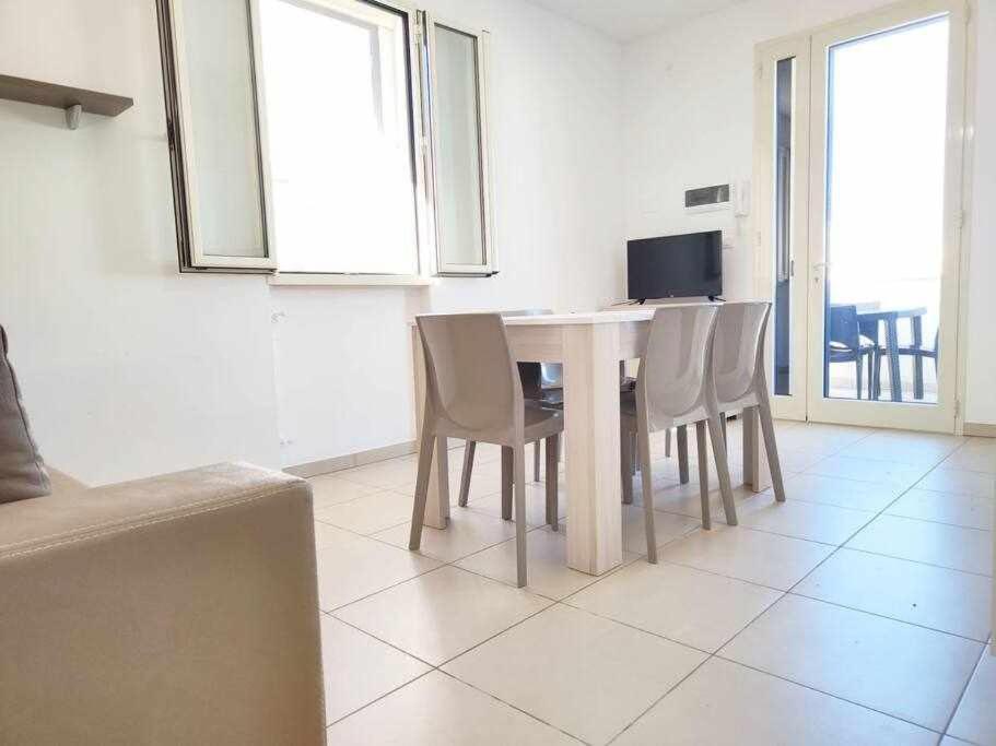 Ferienwohnung App Girasole 1A 300 Metri Dal Mare In Salento Torre San Giovanni Exterior foto
